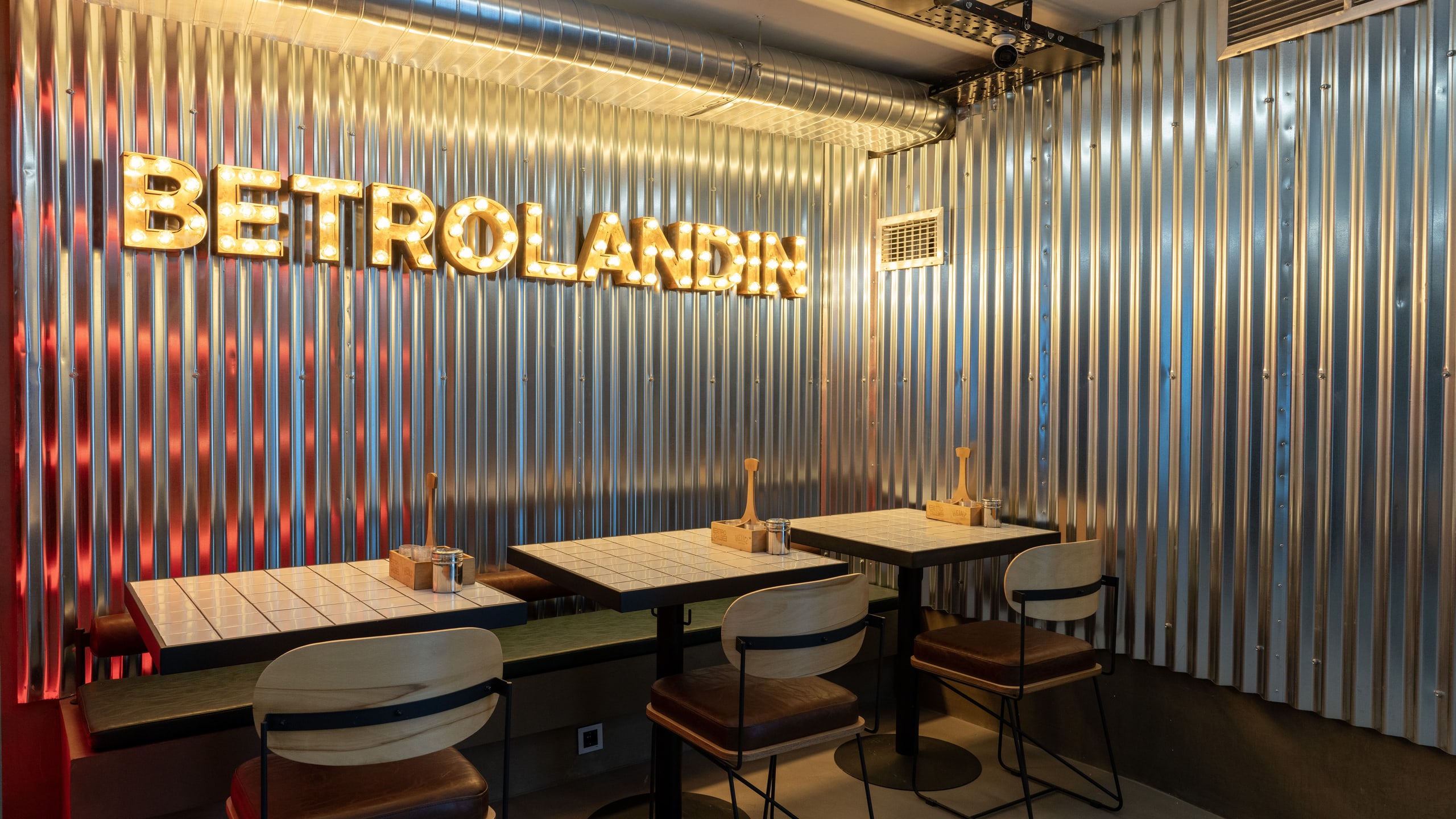 Betro Burger — 6